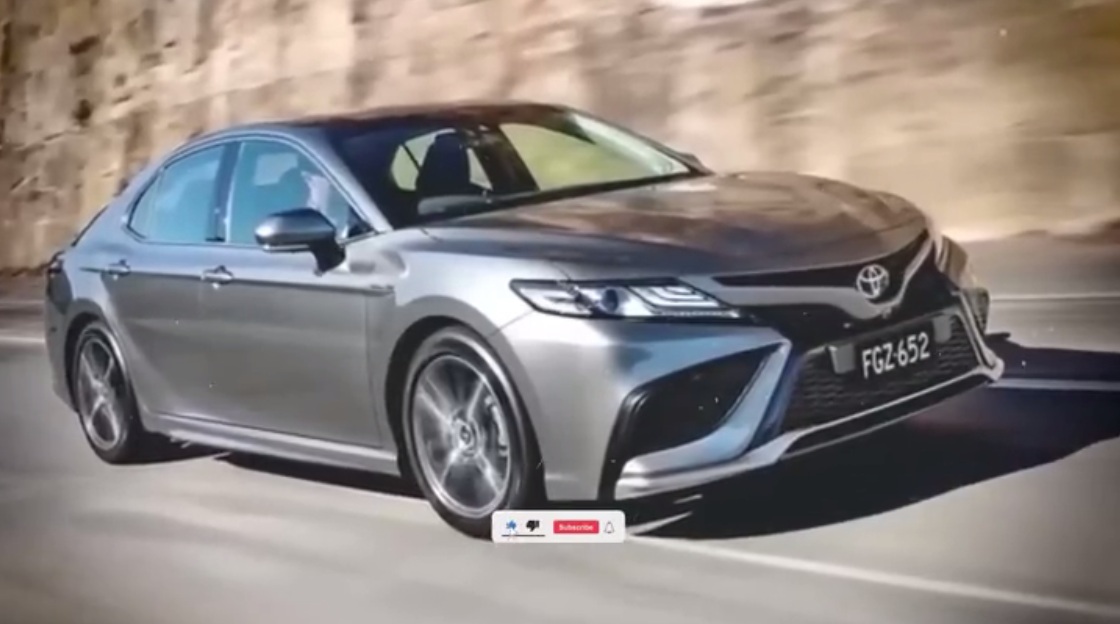 Toyota
                  Wasserauto 2025 silber