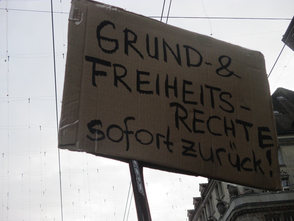 Demo in Z�rich
                    8.1.2022 13a+b: Grund- und Freiheitsrechte sofort
                    zur�ck!