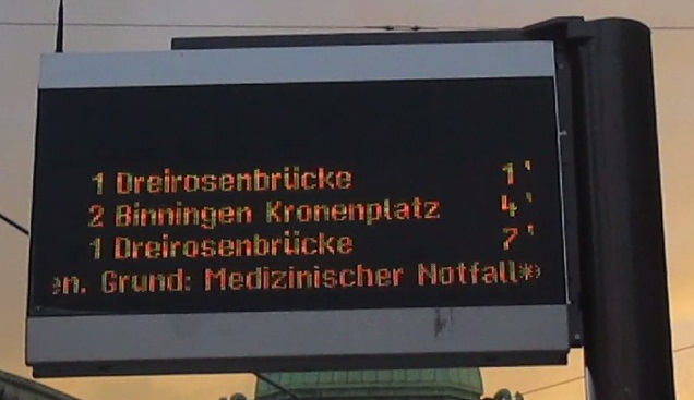 Meldung BVB 21.1.2022 16:55
                          Uhr: Medizinischer Notfall in Riehen,
                          Tramlinie 6 blockiert