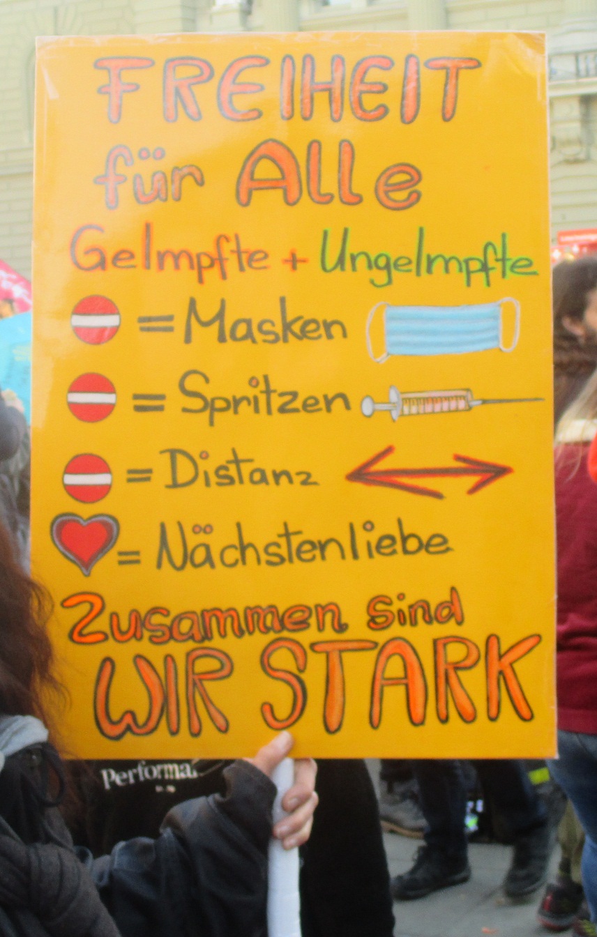 Demo in Bern 22.1.2022: Plakat "Freiheit
für alle" Demo in Bern 22.1.2022: Plakat
"Freiheit für alle"