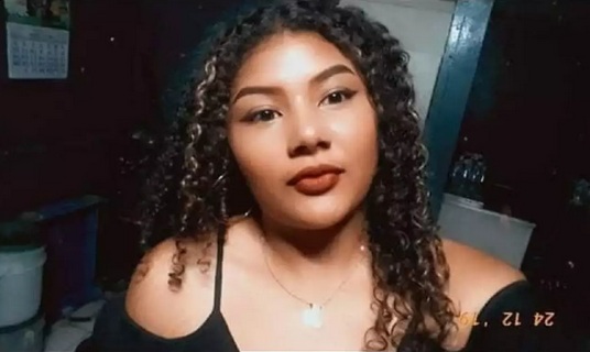 Verdacht SCHLANGENGIFTimpfmord Nicaragua
                          19.5.2022: Beyonce Nicole �vila Estrada hat
                          Herzinfarkt - ist mit 18 weg: Die 18-j�hrige
                          Beyonce Nicole �vila Estrada war in Mexiko, um
                          von dort die Grenze zur USA zu �berqueren,
                          doch sie erlitt in Tapachula einen Herzinfarkt
                          und starb am 14.5.22 (orig. Spanisch:
                          Nicarag�ense, oriunda de Ciudad Sandino, muere
                          de un infarto en M�xico)