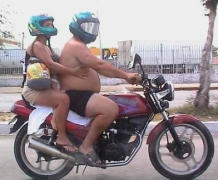 Adiposis en un moto: El grupo sangu�neo A
                          toma kilos con carny y con muchos productos de
                          leche de vaca.
