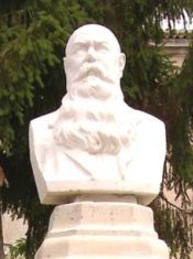 Dr. Antonino Sciascia, monumento en
                            Canicatti (costa del sur se Sicilia)