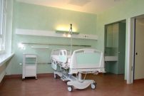 Un cuarto de
                                hospital con el color verde marino /
                                verde pastel generalmente aclara el
                                �nimo