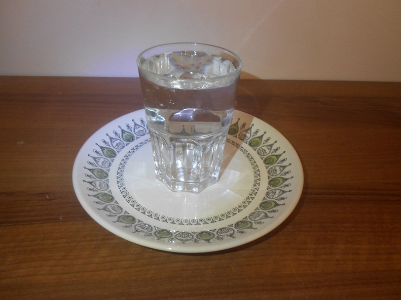 Eau de cuivre � partir d’eau
                distill�e: totalement pure 03