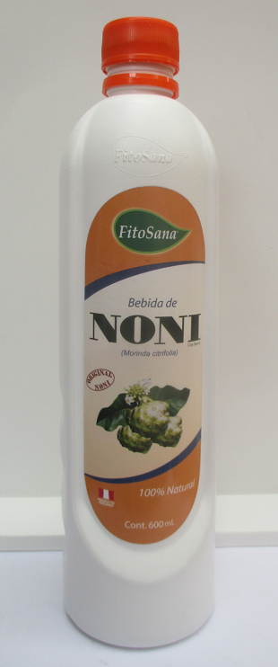 Nonisaft in einer Flasche, gekauft in
                              einer Naturapotheke in Peru in Lima