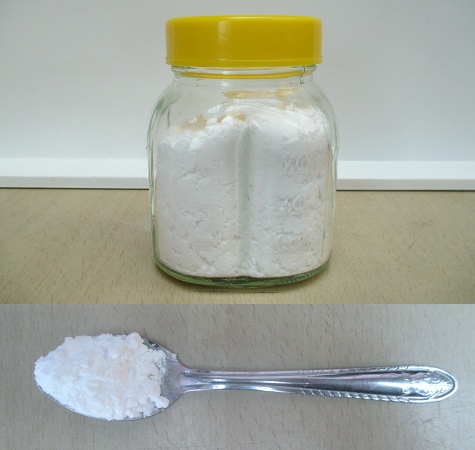 Sodium bicarbonate in a glass and on a
                  tsp: bicarbonate solutions are rising the oxygen in
                  the blood