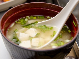 miso soup with tofu and chives