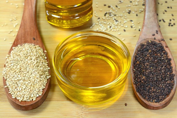 Sesame oil with white and
                            black sesame seeds