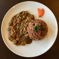 Rice balls with
                            brown rice