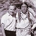 Dr. Alfred Vogel,
                          in den 50er Jahren mit einem F�hrer der
                          Prim�rnatinoen, Black Elk