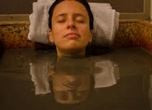 Ba�o de
                      arcilla verde fluente