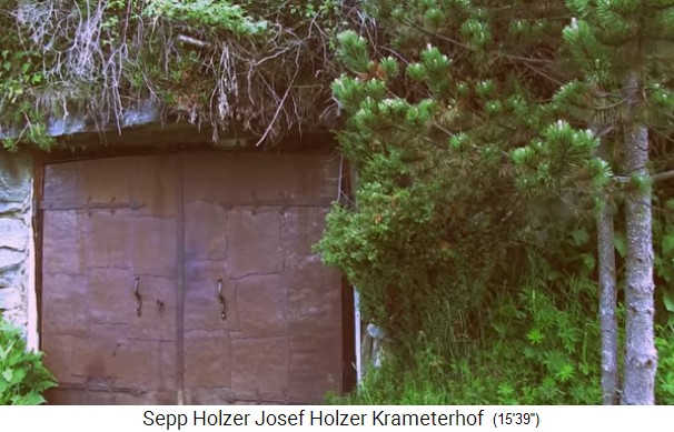 Granja Krameterhof
                    de Sepp Holzer: la entrada de los sótanos
                    terrestres