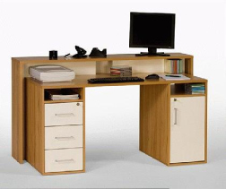 Wenn der Schreibtisch
                      (Brotisch) auf einem Teppich steht, dann ist bei
                      unregelmssiger Reinigung der Fussbereich sehr
                      gefhrdet, ein Flohnest zu werden, weil dort die
                      Schuhe sind, die die Floheier eventuell in die
                      Wohnung tragen, und weil man dort am ehesten
                      grndlich die Schuhe abstreift