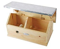 Hummelhaus
                        Innenansicht