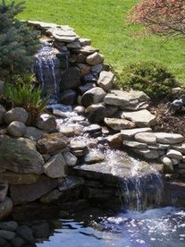 Arroyo y estanque
                          con muros secos que no se quedan secos m�s