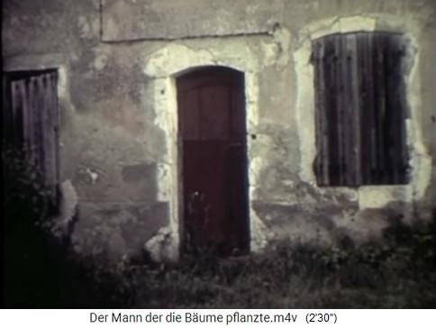 Ein verlassenes,
                      zerfallenes Dorf in den S�dalpen, S�dfrankreich