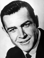 Ein f�r viele
            Frauen attraktives Gesicht eines Mannes: vorstehendes Kinn
            und vorstehende Wangenknochen, und ein allgemein guter
            Zustand, z.B. Sean Connery