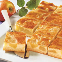 La madre daba
siempre todo a los niños y se tomó siempre el
pedazo malogrado o más pequeño (aquí un pastel
de manzana cortado) La madre daba
siempre todo a los niños y se tomó siempre el
pedazo malogrado o más pequeño (aquí un pastel
de manzana cortado)