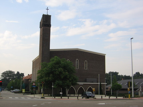 Die Kirche von Lutselus
                            vorher