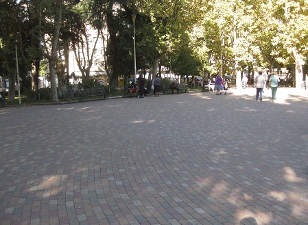 Salamanca: Platzbereich in
                    Gartensteinen, alle Farben 02