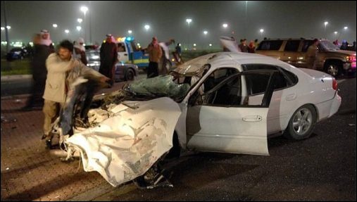 Das Autorennen in Kuwait in der zivilen Zone endete
                mit 8 Toten