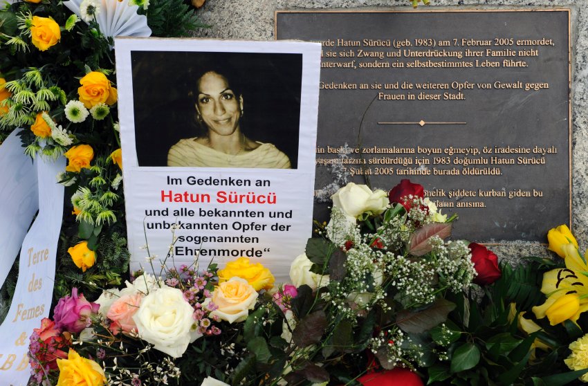 Hatun,
                        Opfer eines Ehrenmords, Gedenkstein