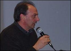 Sebastiano Venneri mit Mikrophon