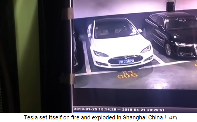 Shanghai, Tesla brennt in Tiefgarage 22.4.2019:
                    Erste Rauchentwicklung hinten 01