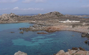 ... y encontraron
                      nueva tierra, pero perdieron todos sus bienes y
                      maletas.