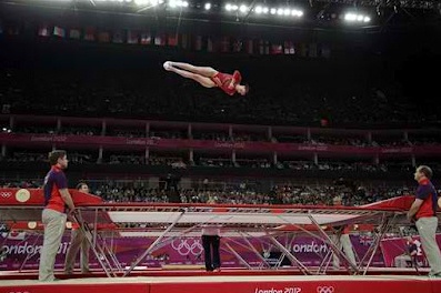 Trampoline 07a: jumps
                            01 in an Olympic hall