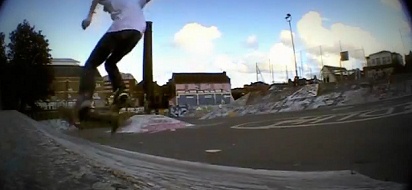 Skating with a turn
                              of 180 degrees 01, Horfield, Bristol,
                              England