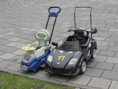 Coche para alquilar para nios de 2-5
                              aos 02, parque Ejido en Quito, Ecuador
