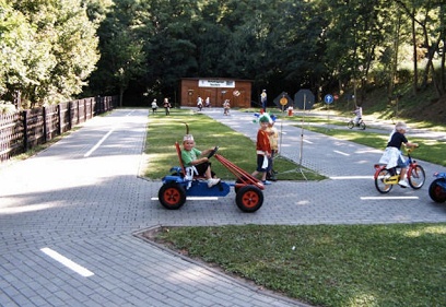 Verkehrspark 04 mit Go-Cart und
                            Fahrrad, Hohenm�lsen bei Teuchern bei
                            Leipzig, Deutschland