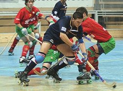 Rollschuhhockey mit Handschuhen ohne
                          Ortsangabe