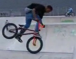 Biking mit 180 Grad-Drehung 04, Horfield,
                          Bristol, England