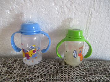 Schoppen / Fl�schchen mit
                      Wasser und Vollkornreiswasser