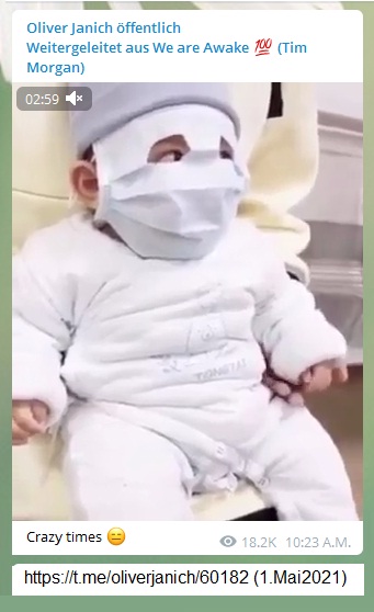 Baby
                mit Papiermaske mit Augenl�chern: MASKENBALL Fasnacht
                f�r immer? Karneval for ever? Video bei Oliver auf
                Telegram: https://t.me/oliverjanich/60182