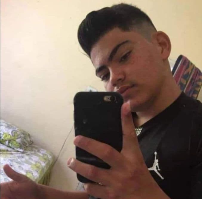 GENimpfmord
                            Kindermord Region URUA�U (Brasilien)
                            12.2.2022: Jugendlicher Claudio hat
                            Herzinfarkt - ist mit 16 weg: Y otro ni�o
                            m�s (DEP)...