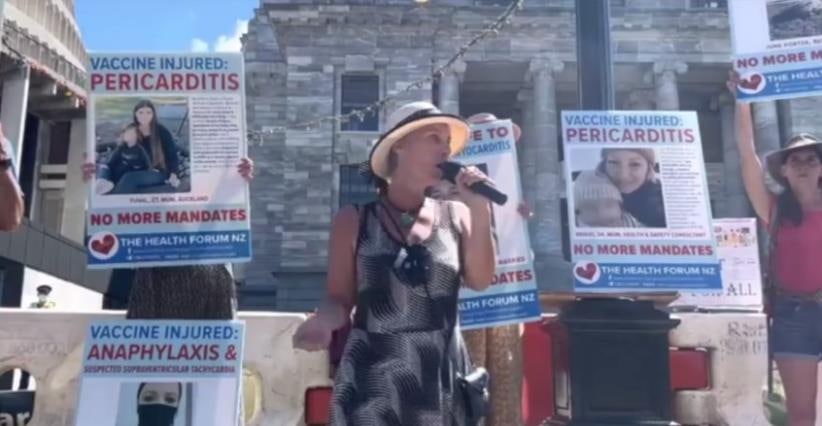 Widerstand in Wellington (Neuseeland)
30.3.2022: Covid-Injektionsopfer protestieren vor
dem Parlament in Wellington, Neuseeland Widerstand in Wellington (Neuseeland)
30.3.2022: Covid-Injektionsopfer protestieren vor
dem Parlament in Wellington, Neuseeland