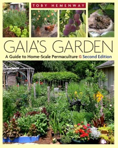Buch von Toby Hemenway:
                              Gaia's Garden. A Guide to Home-Scale
                              Permaculture (2009)