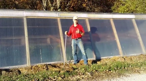 Los
                                huecos de escape encima del techo son
                                cerrados en invierno