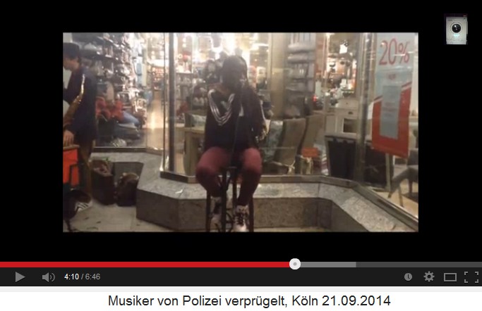 Musikergruppe am sp�ten Abend in K�ln
                              singt deutschen Text