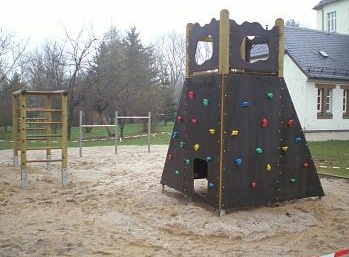 Klettern 12: Kletterturm in Ebersdorf,
                            Franken, Deutschland